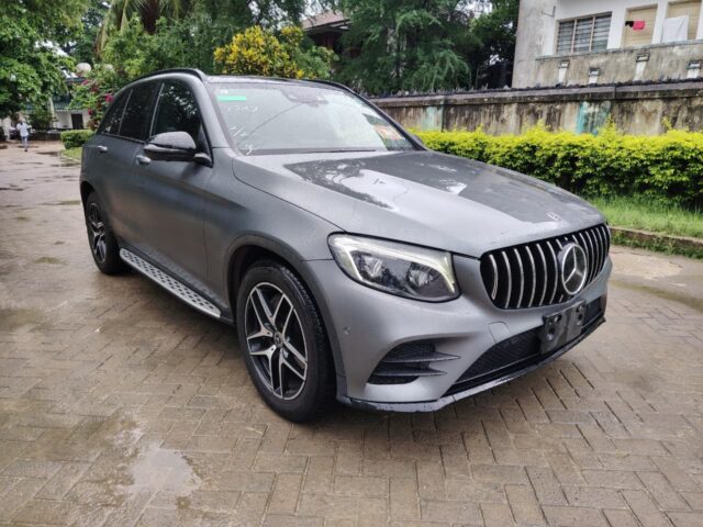 2019 Mercedes-Benz GLC 220D Sunroof