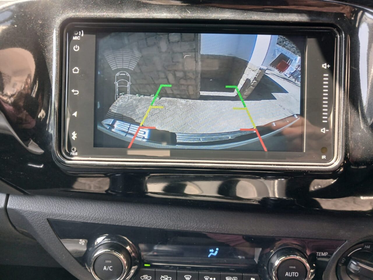 2019 Toyota Hilux — photo 8