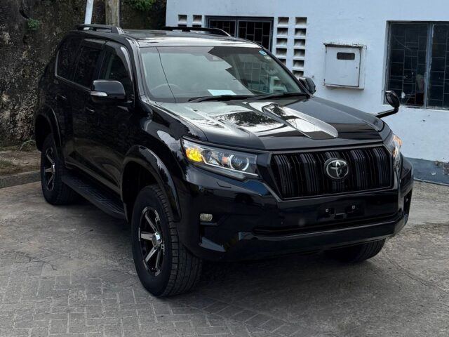2021 Toyota Landcruiser Prado TXL Sunroof