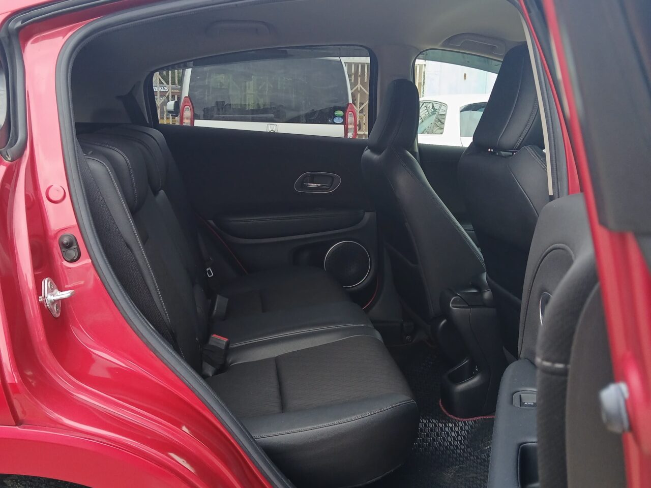 2019 Honda Vezel Hybrid Z — photo 5