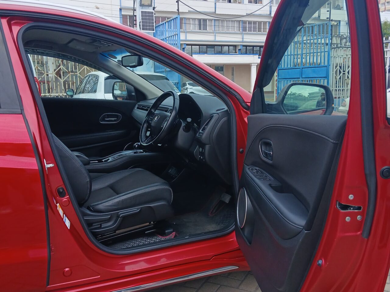 2019 Honda Vezel Hybrid Z — photo 3
