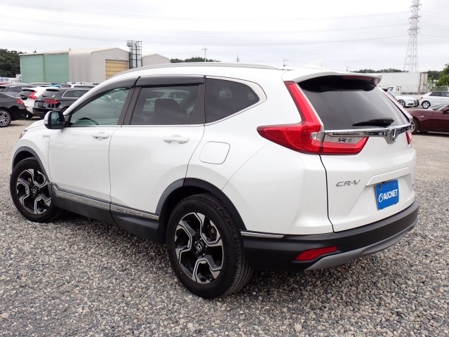 2019 Honda CR-V Hybrid EX Masterpiece — photo 2