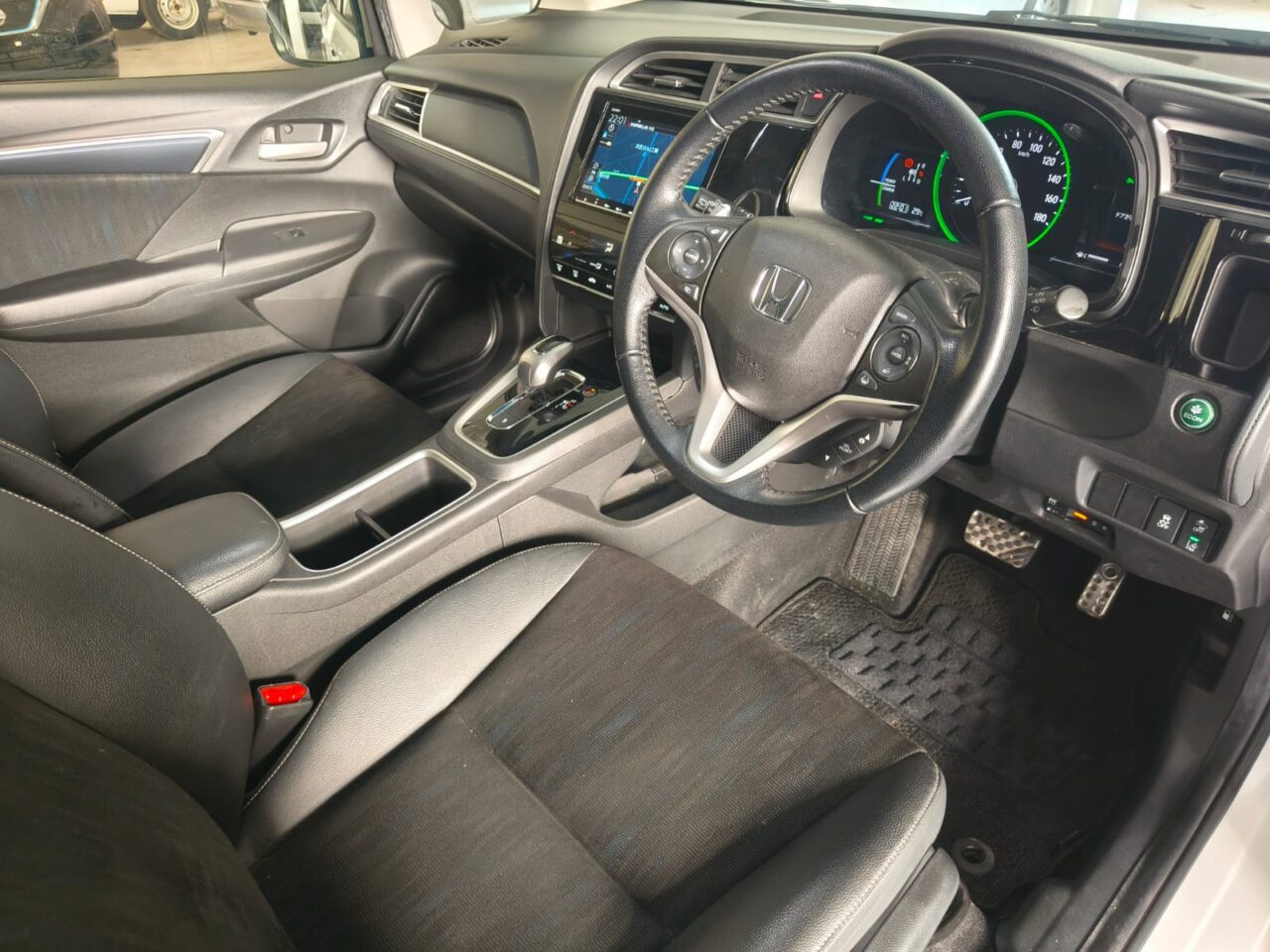 2019 Honda Fit Shuttle Z Package — photo 3