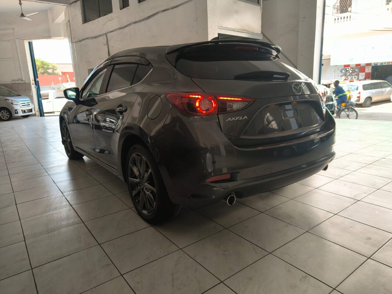2019 Mazda Axela Sport 22XD L Package Sunroof — photo 7