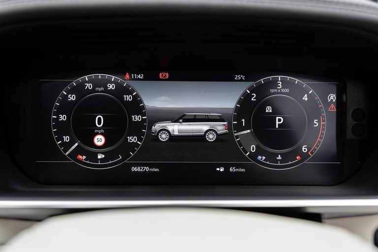 2019 Range Rover Vogue SE Sunroof — photo 7