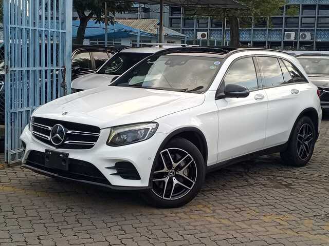 2019 Mercedes-Benz GLC 220D 4MATIC Sunroof
