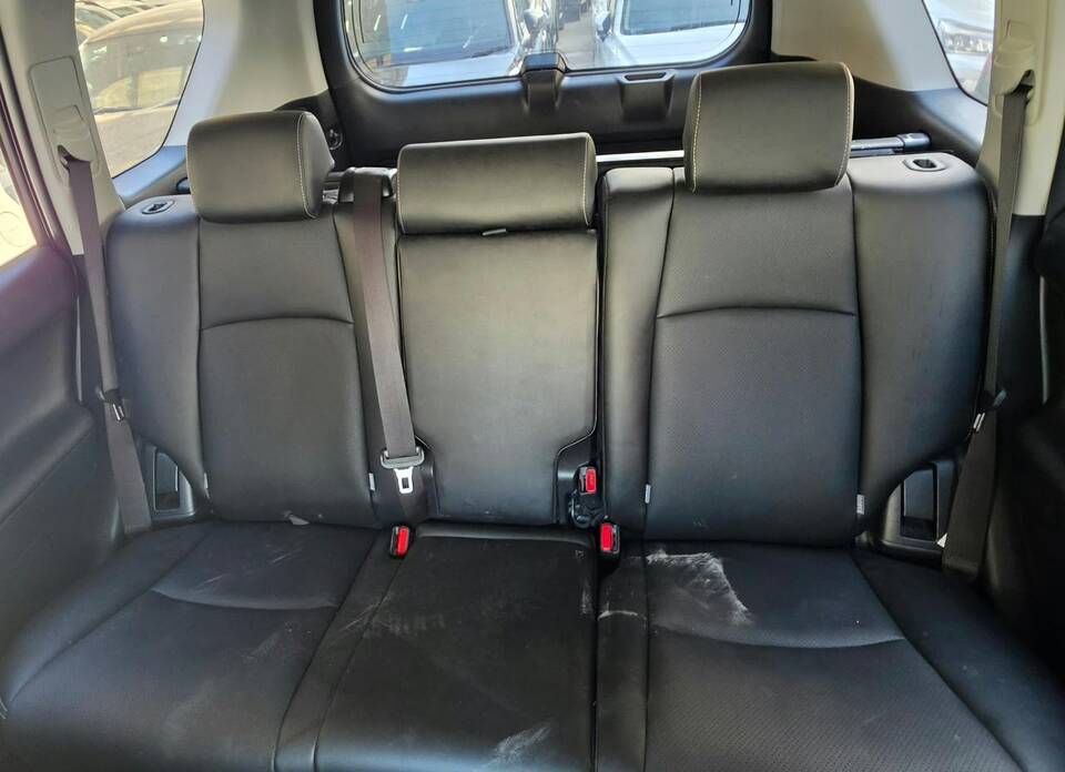 2019 Toyota Landcruiser Prado TX — photo 6