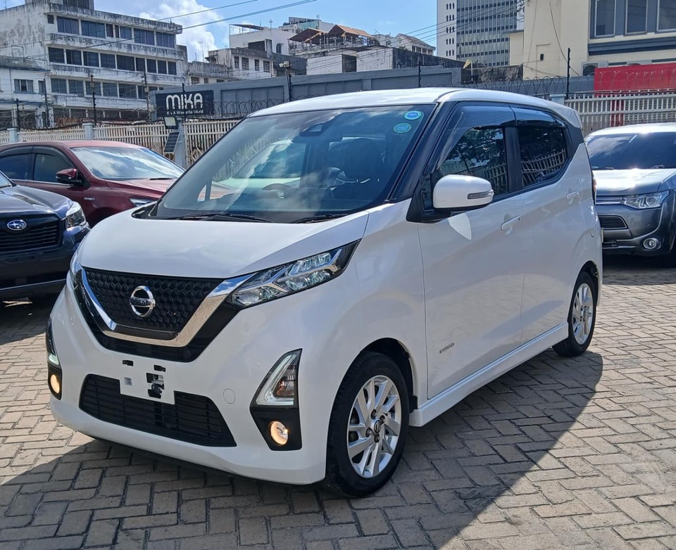 2019 Nissan Dayz Highway Star X Hybrid-S Package