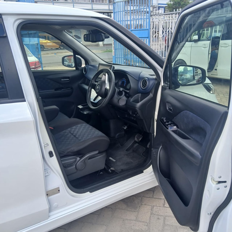 2019 Nissan Dayz Highway Star X Hybrid-S Package — photo 3