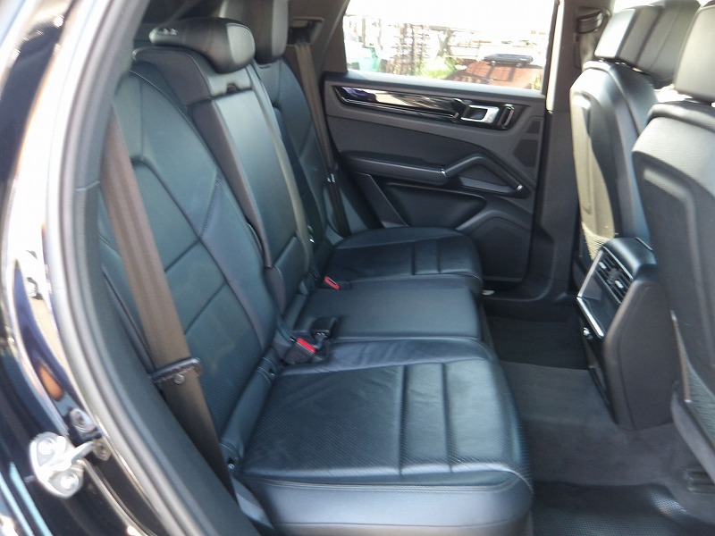 2020 Porsche Cayenne Sunroof — photo 4