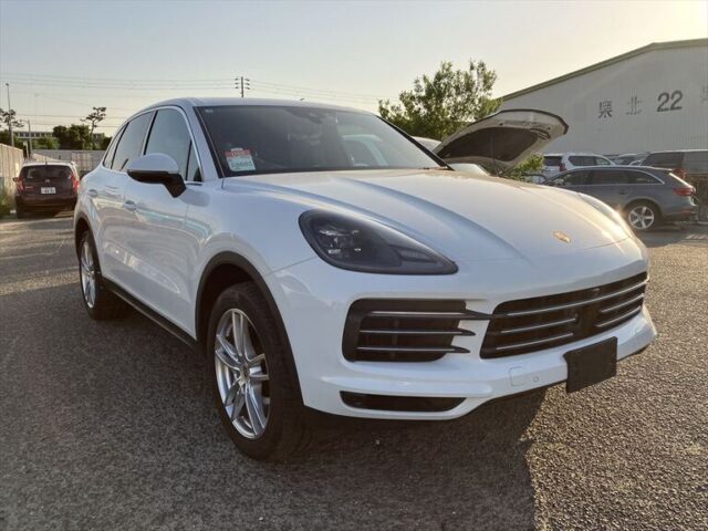 2020 Porsche Cayenne (S) Sport Sunroof