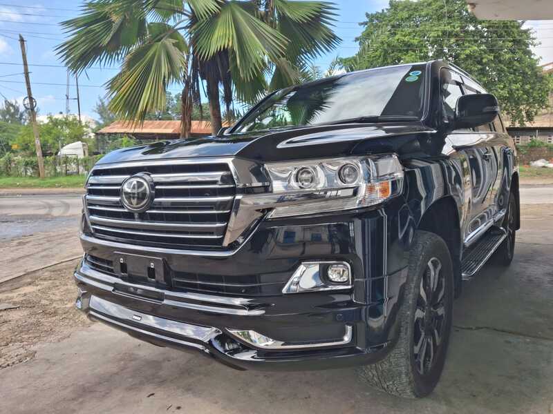 2020 Toyota Landcruiser ZX V8 Sunroof